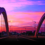 晚霞明處暮雲重